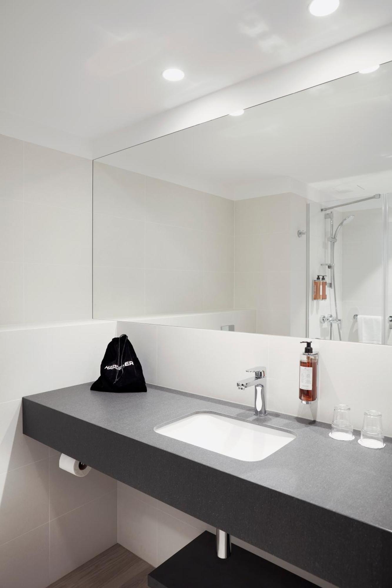 Q Hotel Plus Wroclaw Bielany Bielany Wrocławskie Exteriér fotografie